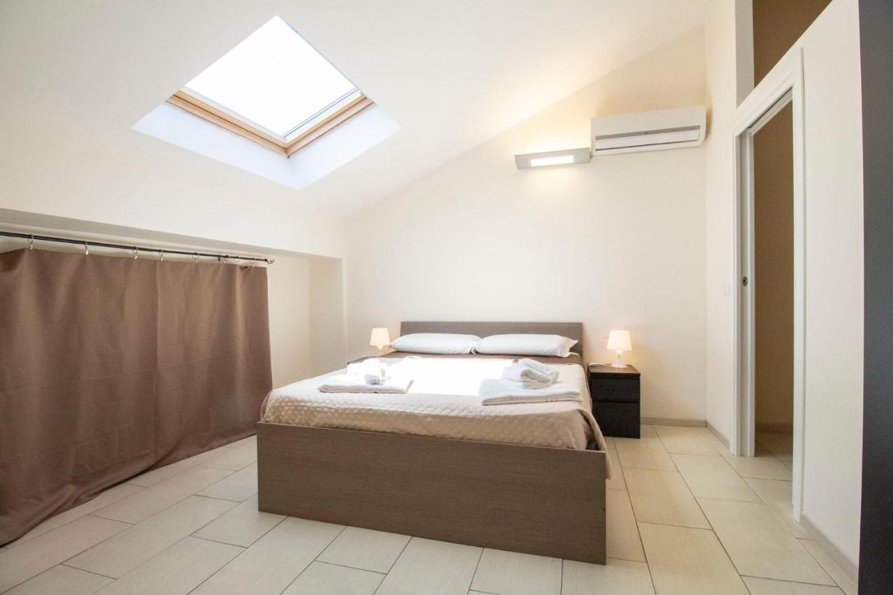 Royal Playa Suite And Apartament -Private Parking- Self Chek Out Катания Экстерьер фото